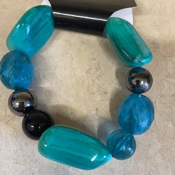 Chunky Irregular Stone and Bead Stretch Bracelet - Picture 2 of 2